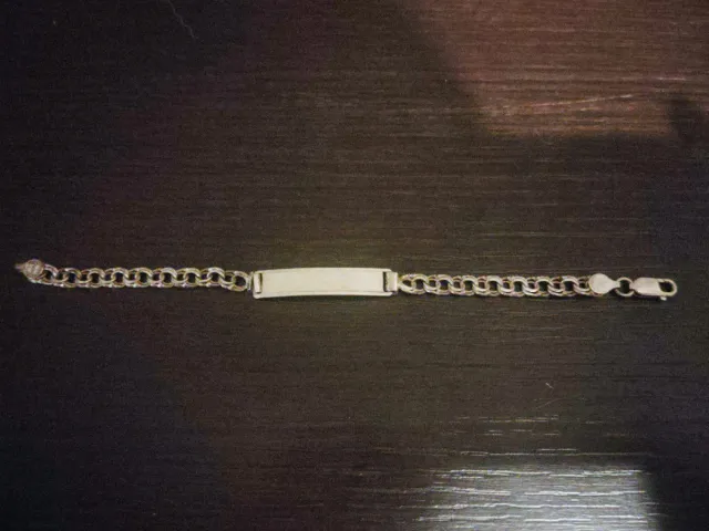 Pulsera de plata con placa