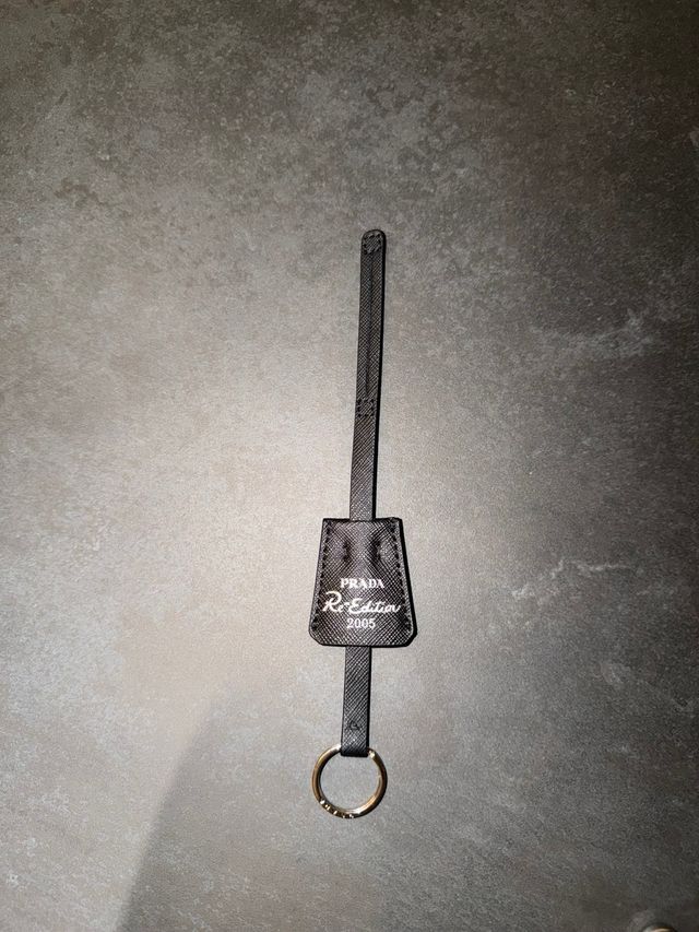 Minibolso Prada Re-nylon Re-edition 2005 Negro