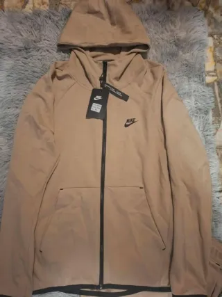 Conjunto Nike Tech Fleece Beige Nuevo