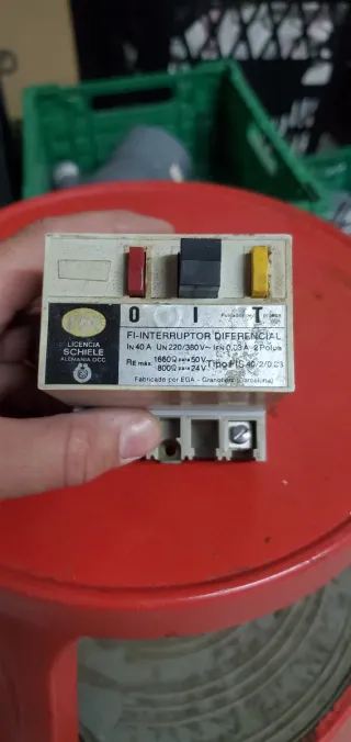 FI-INTERRUPTOR DIFERENCIAL SCHIELE