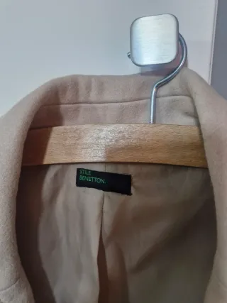 Abrigo Benetton Beige Mujer