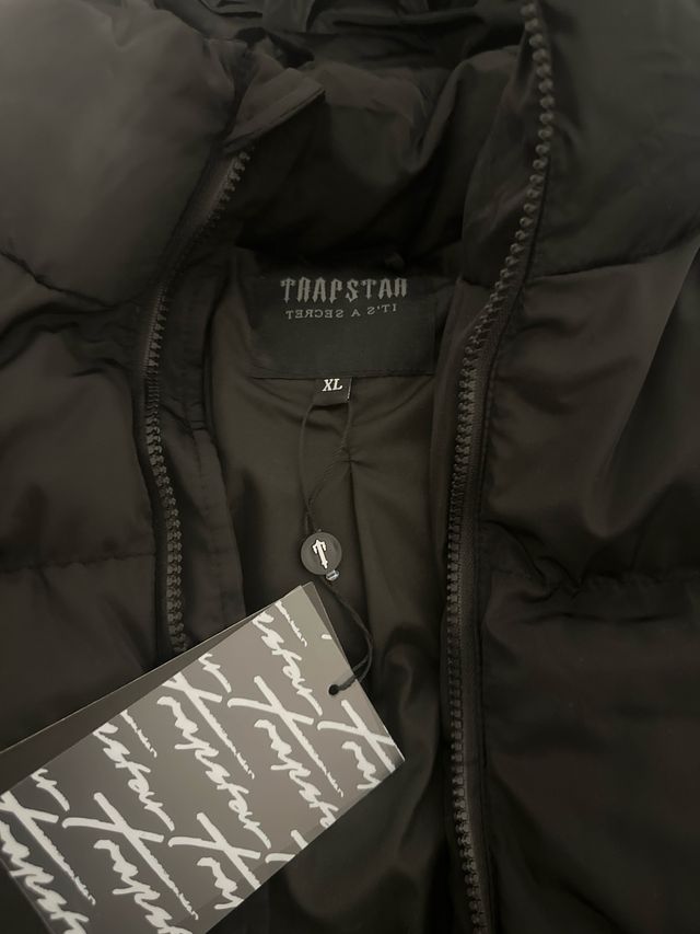 Trapstar Chaquetón Negro, precio negociable