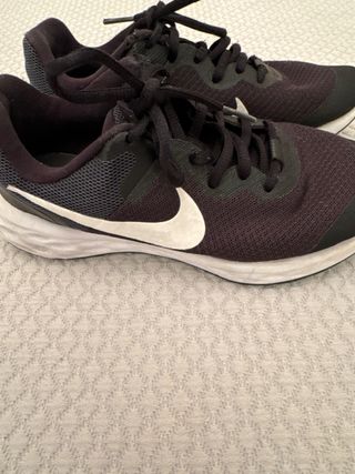 Botines Nike talla 36 negro