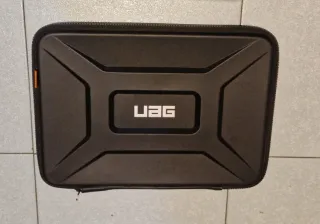 Funda UAG para portátil hasta 13,3 pulgadas
