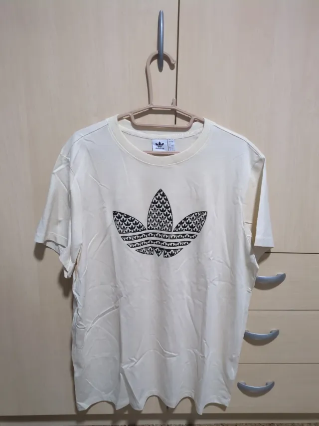 Camiseta Adidas Talla L Beige