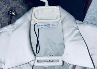 Vestido Stradivarius blanco manga larga