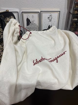 Bolso Salvatore Ferragamo Beige y Negro