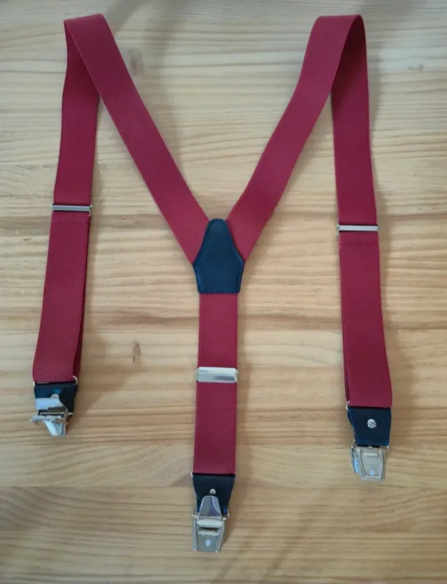 Tirantes elásticos marca  Soloio