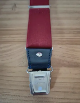 Tirantes elásticos marca  Soloio