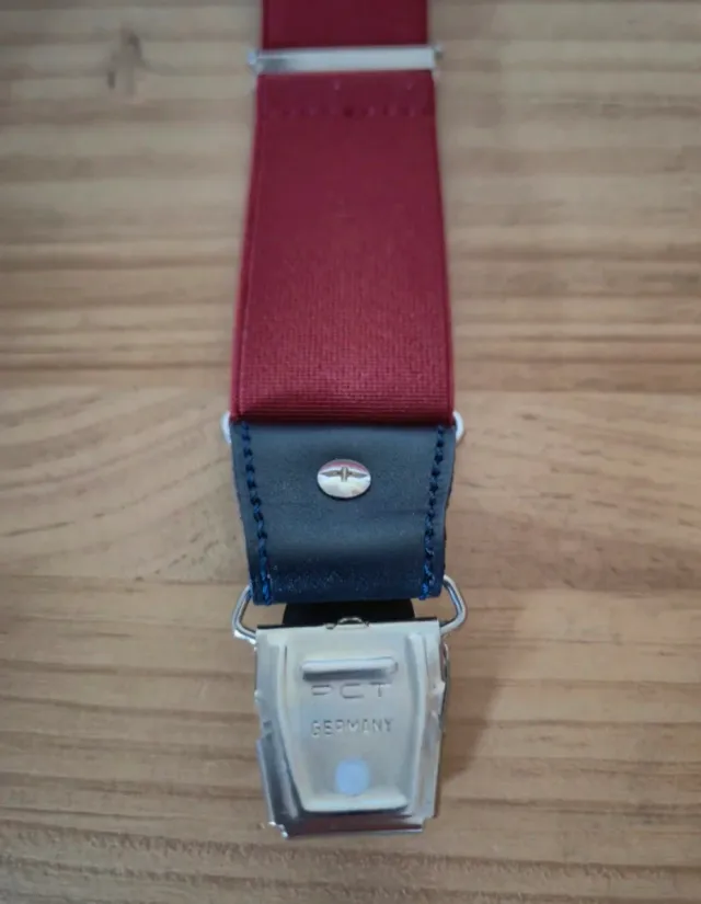 Tirantes elásticos marca  Soloio