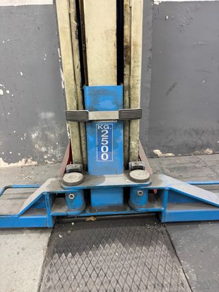 Elevador de coches para taller OMCN