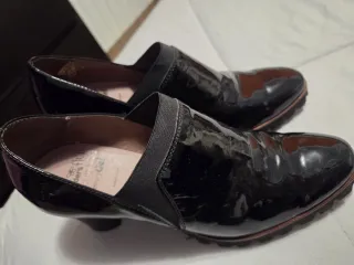 Zapatos charol/piel negros