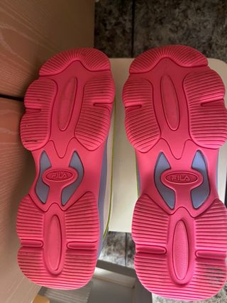 Zapatillas Fila Strada Lucid Nuevas