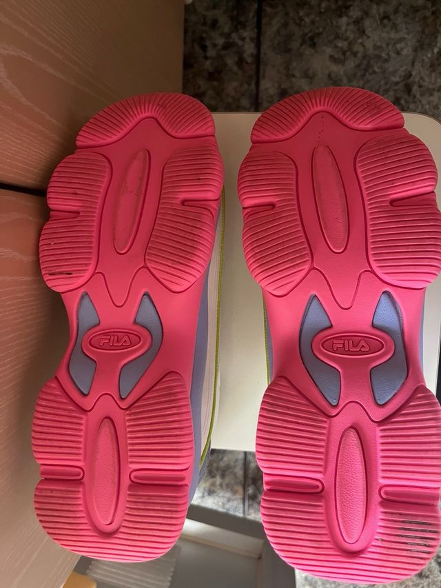 Zapatillas Fila Strada Lucid Nuevas