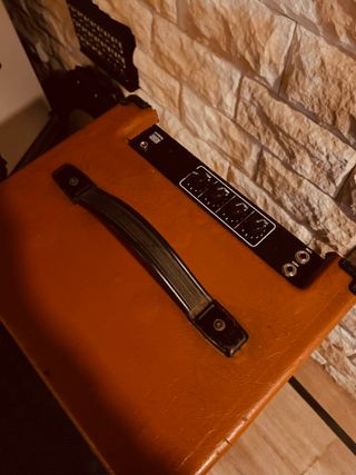 Roland CUBE 60 Bass Amp