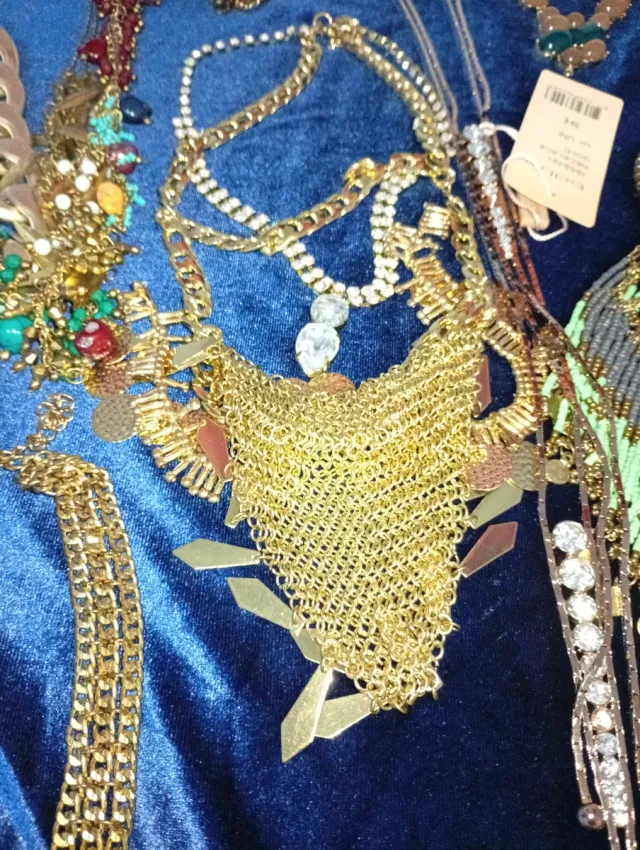 Collares de alta calidad a mitad de precio