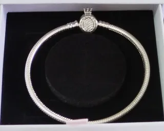 Pulsera con cierre Corona O