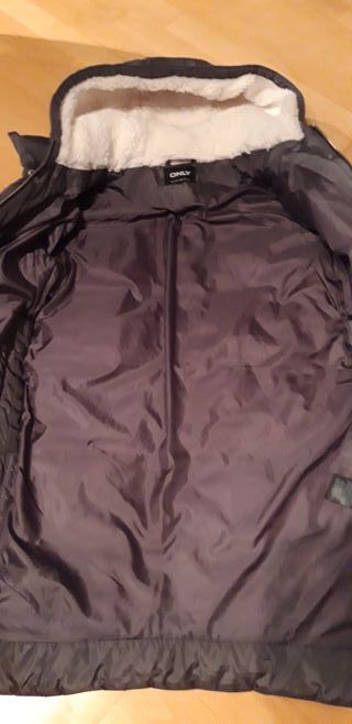 Abrigo Only gris con forro sherpa