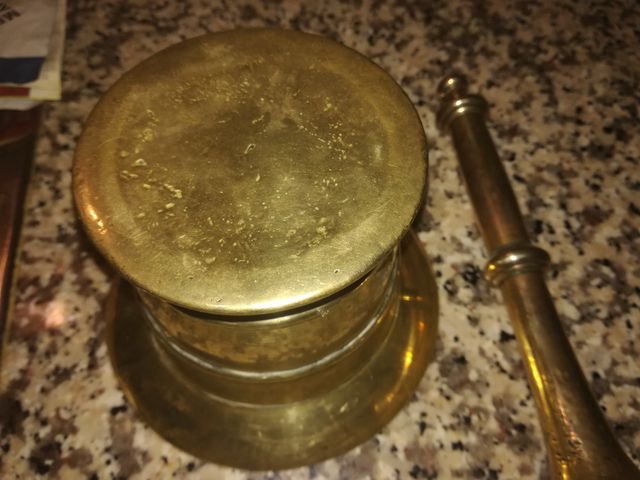 Grande mortaio e pestello