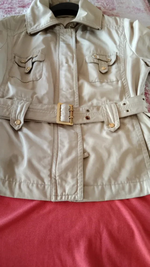 Chaquetón beige señora