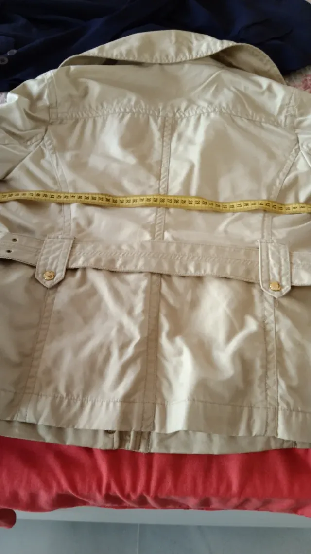 Chaquetón beige señora