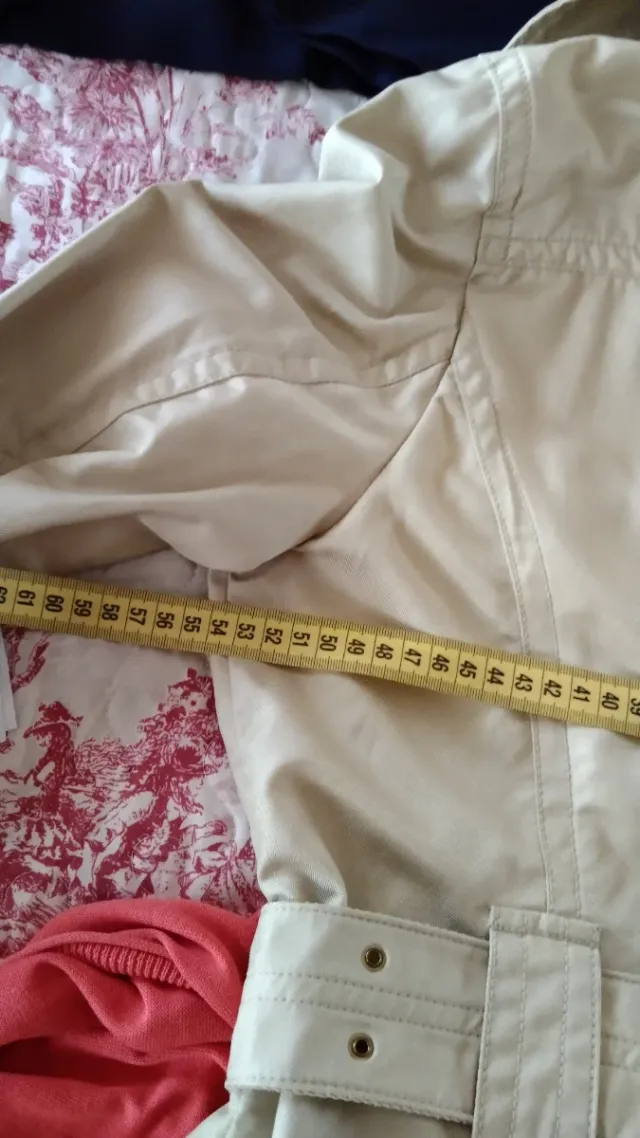 Chaquetón beige señora