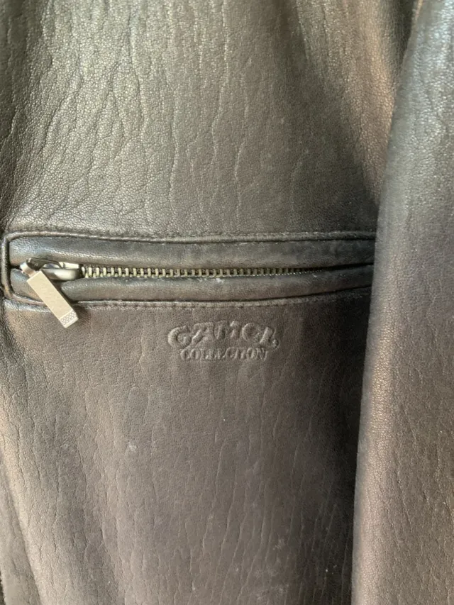 Cazadora de cuero Camel negra