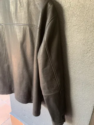 Cazadora de cuero Camel negra