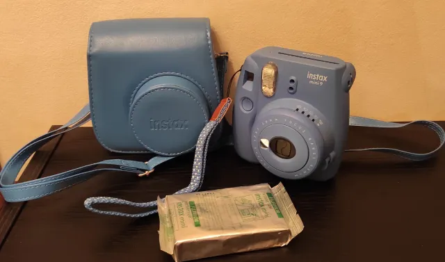 Cámara Fujifilm Instax Mini 9 Azul a estrenar