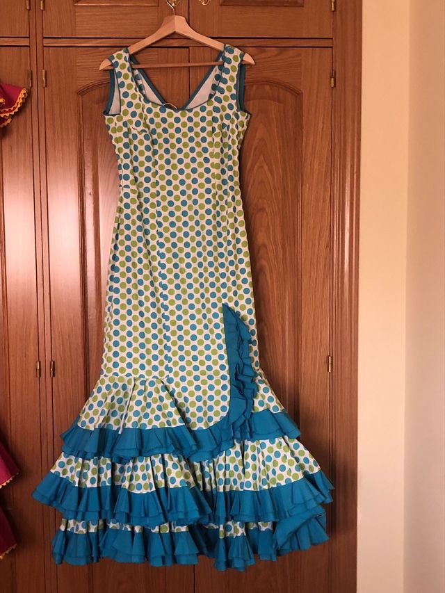 Traje Flamenco Lunares Verde manzana y Turquesa
