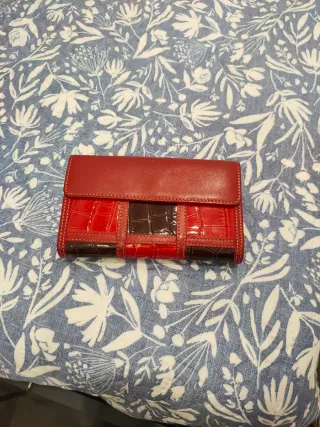 Monedero Victorio & Lucchino Rojo y Marrón