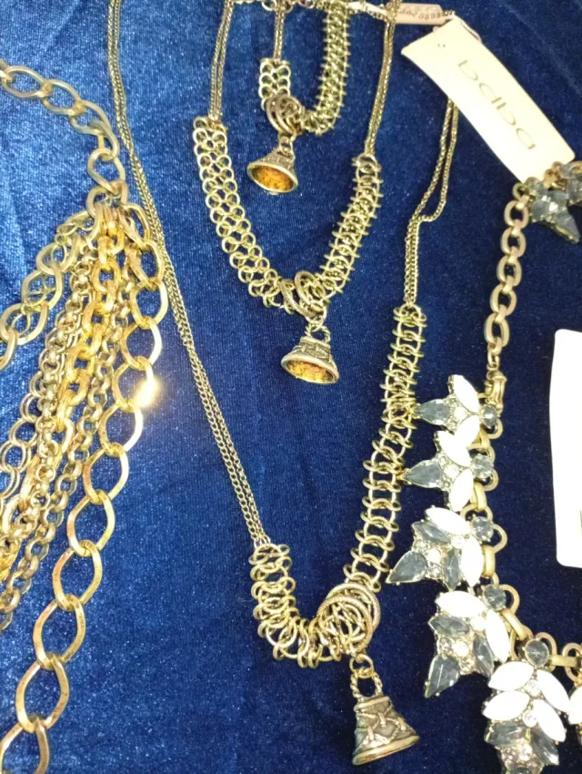 Collar cadena eslabones dorados y verdes