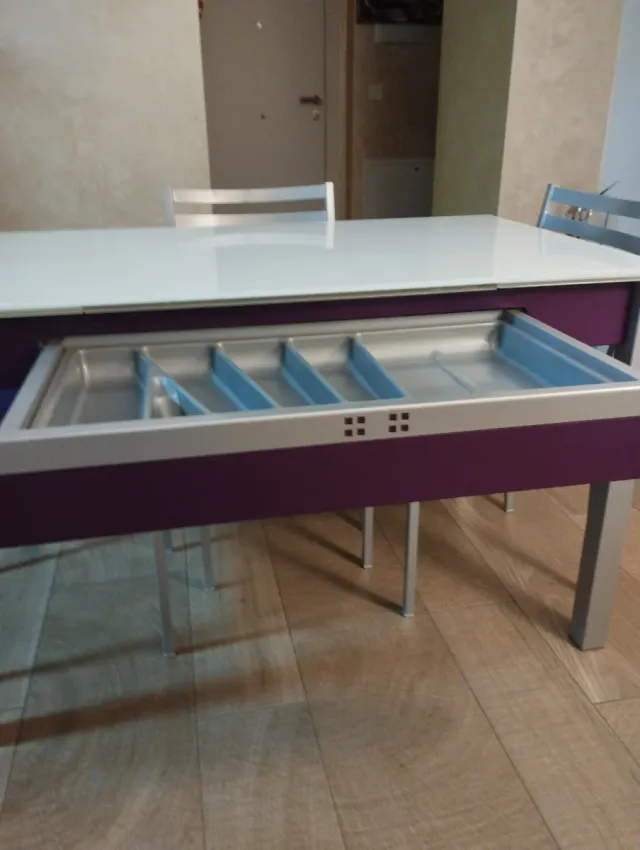 Mesa de cocina cristal y metal