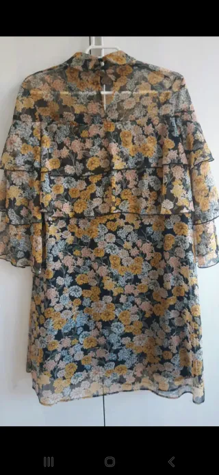 Vestido estampado floral otoño