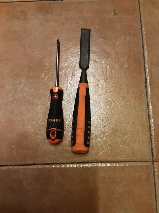 Lote herramientas Bahco: destornillador y formón.b