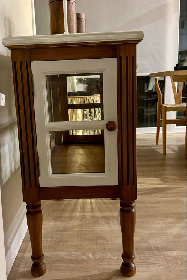 Mueble bar licorera - Mueble auxiliar.