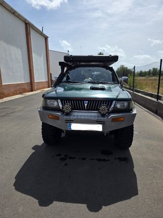 Mitsubishi Montero 2000