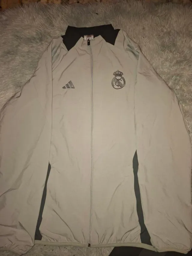 Conjunto Adidas Real Madrid Gris y Negro
