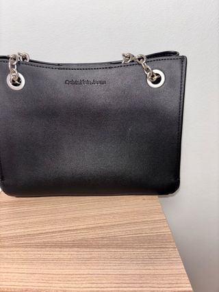 Bolso Calvin Klein Jeans Negro Cadena