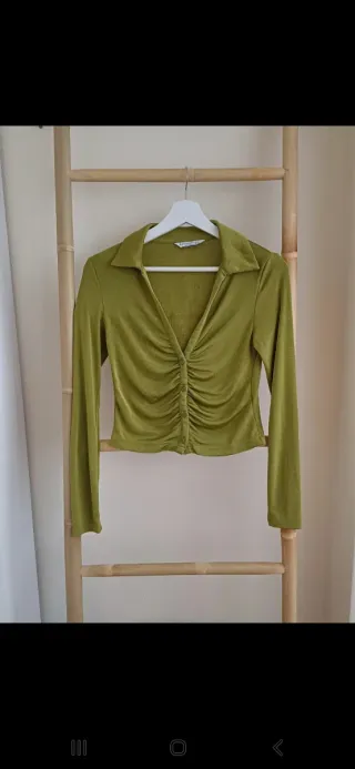 Top verde manga larga drapeado