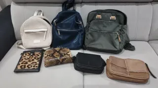 Lote de 7 bolsos y mochilas