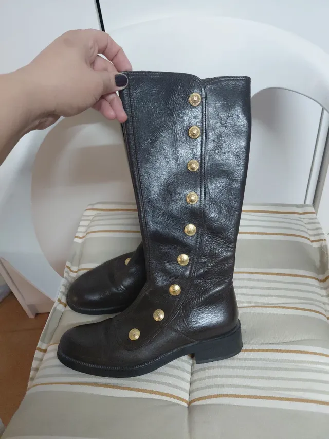 Botasde de piel marca papanatas marrón talla 35