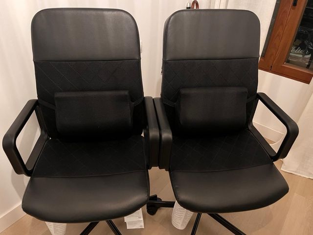 Sillas de escritorio negras