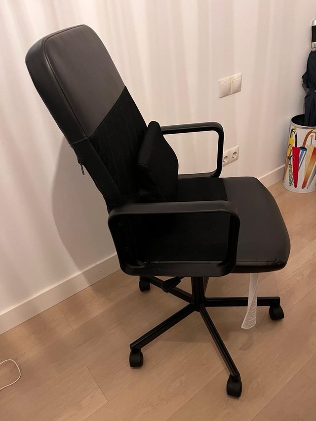 Sillas de escritorio negras