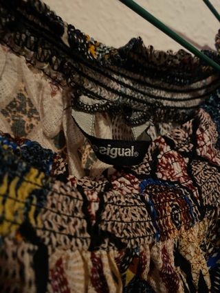 Blusa estampada manga larga