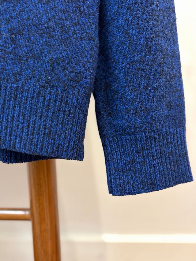 Jersey azul Pedro del Hierro