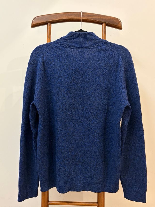 Jersey azul Pedro del Hierro