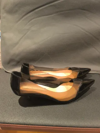 Zapatos tacón kitten vinilo Zara Talla 38