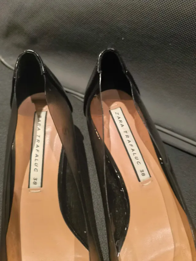 Zapatos tacón kitten vinilo Zara Talla 38