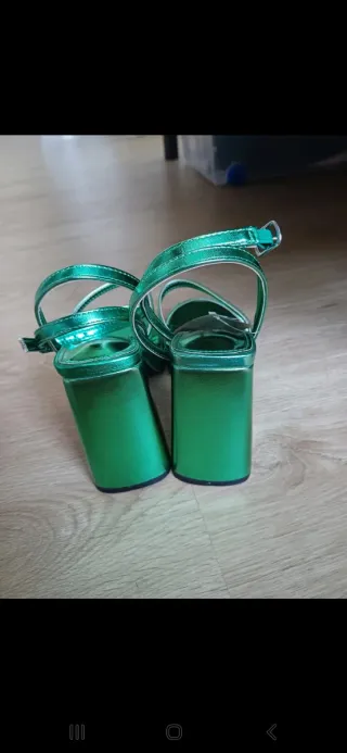 Sandalias tacón plataforma verde